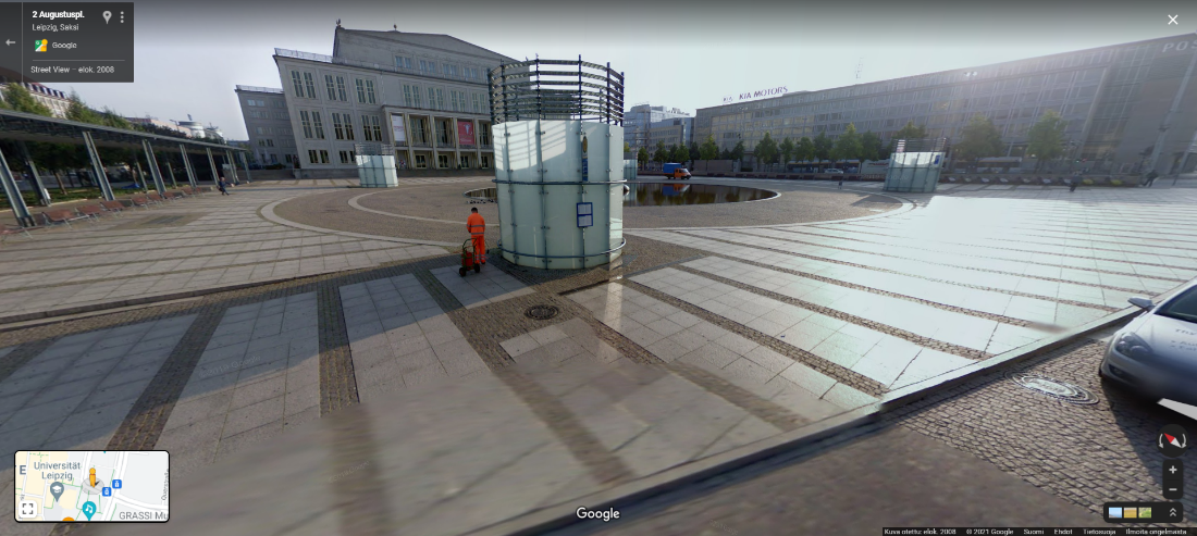 Kuvakaappaus Augustplatzin ympäristöstä Google Mapsissa